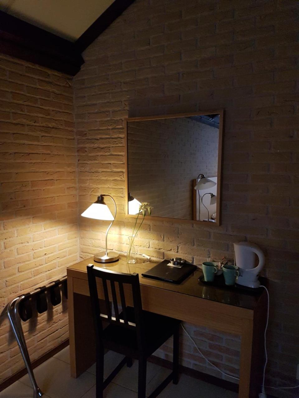 东福尔讷汽车旅馆 外观 照片